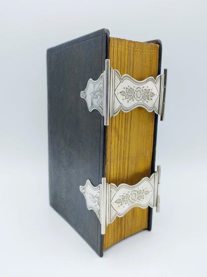 Bibel mit Silberverschlüssen, J. Kooiman, Schoonhoven, 1874