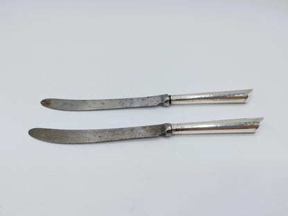 Zwei silberne Obstmesser, S. Hougham, London, Großbritannien, 1792