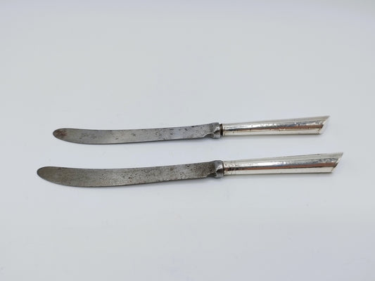 Zwei silberne Obstmesser, S. Hougham, London, Großbritannien, 1792