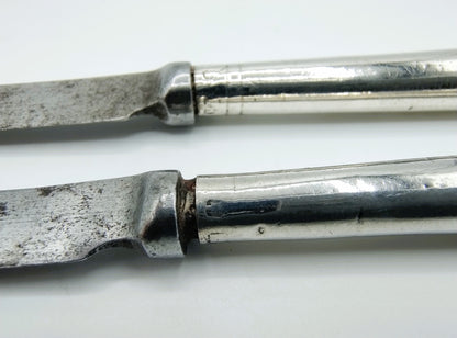 Zwei silberne Obstmesser, S. Hougham, London, Großbritannien, 1792