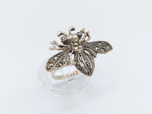 Zilveren ring, vlieg met markasieten, 19 mm