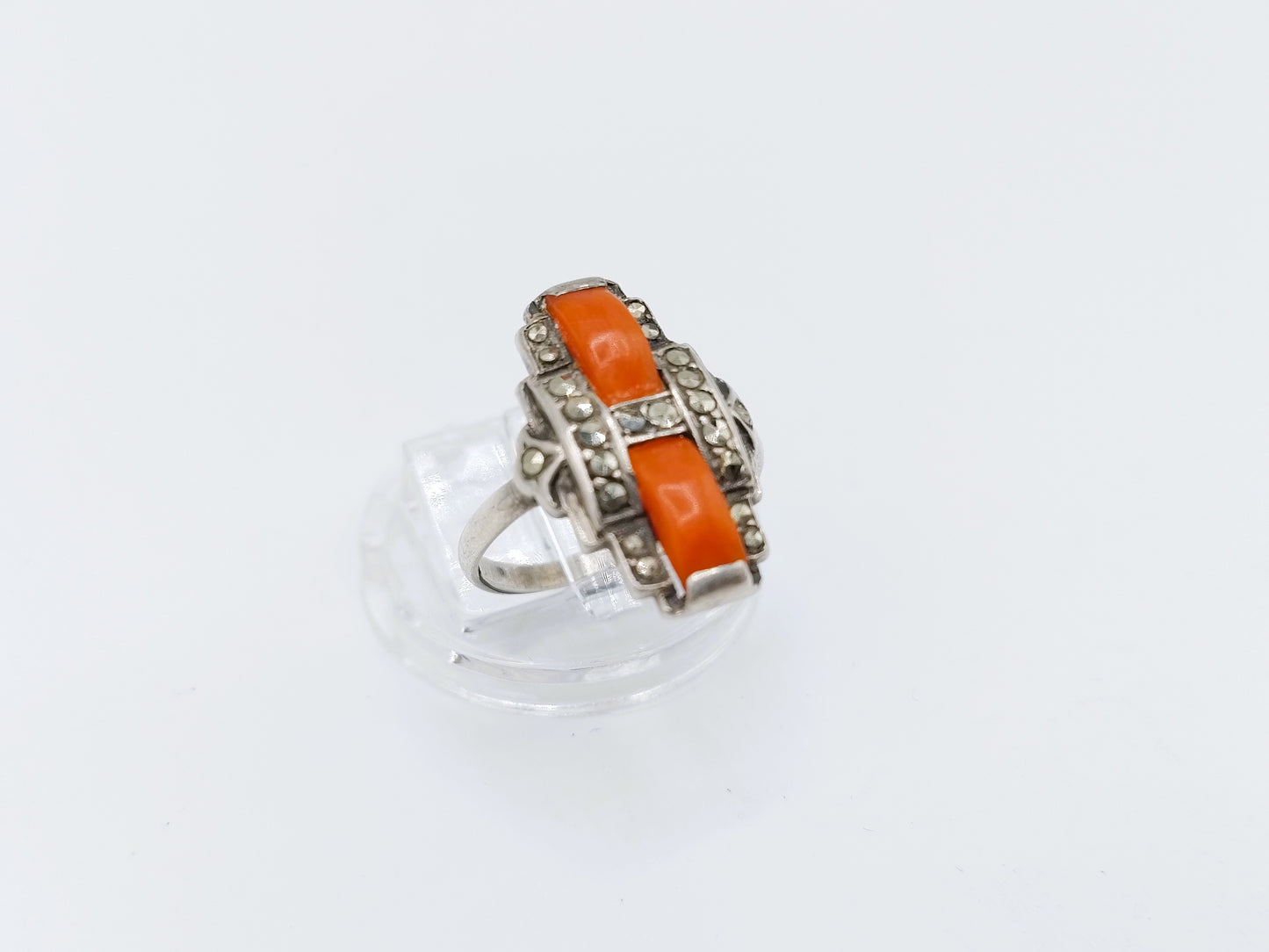 Zilveren ring, bloedkoraal met markasieten, 17 mm