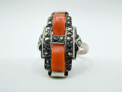 Zilveren ring, bloedkoraal met markasieten, 17 mm