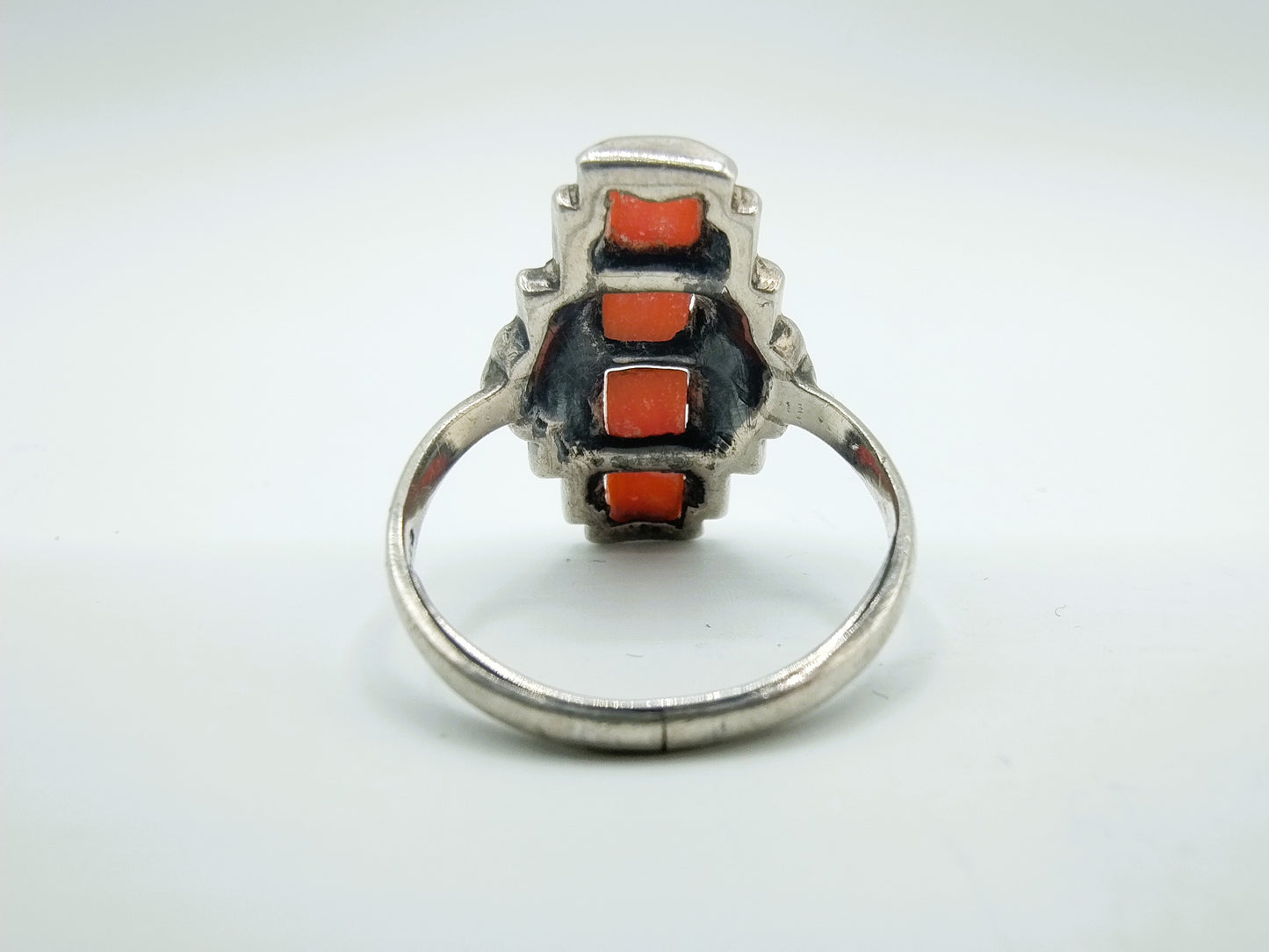 Zilveren ring, bloedkoraal met markasieten, 17 mm