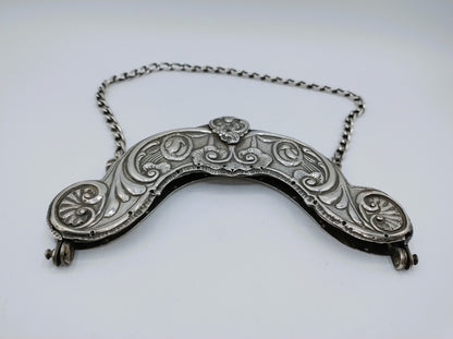 Zilveren tasbeugel met ketting, H.N. Hubert, Groningen, ca. 1790