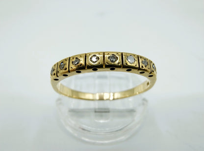Gouden bandring met 8 diamanten, 19 mm