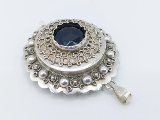 Zilveren klederdracht hanger, ca. 1910