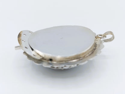Zilveren klederdracht hanger, ca. 1910