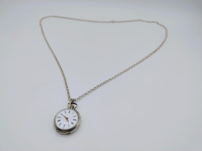 Zilveren jasseronketting met zilveren horloge hanger, 81 cm.