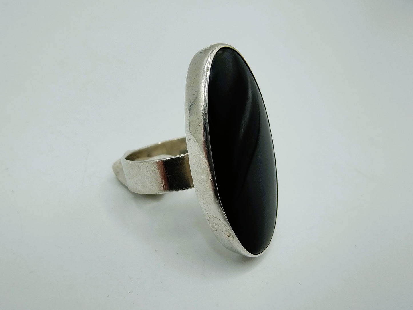Zilveren ring met Onyx, 835, 17 mm