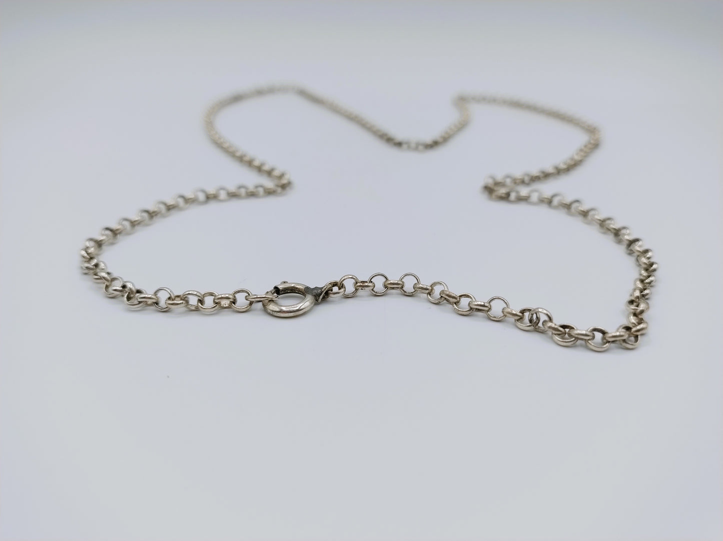 Zilveren jasseronketting, 84 cm.