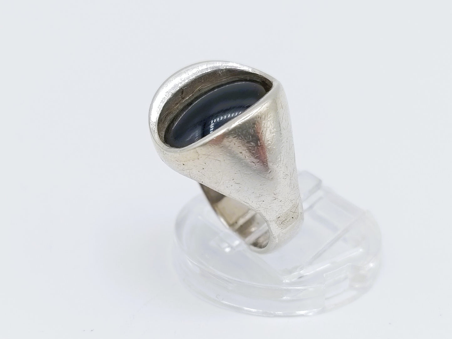 Zilveren ring met Onyx, 835, 17 mm