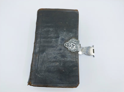 Bible with silver lock R. van der Wolde, Meppel, 1810