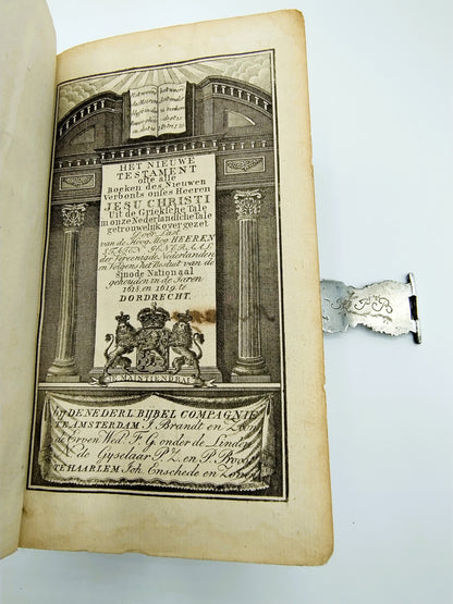 Bible with silver lock R. van der Wolde, Meppel, 1810