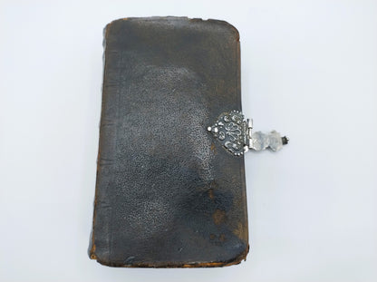 Antique Bible with silver clasp, Dordrecht, 1783