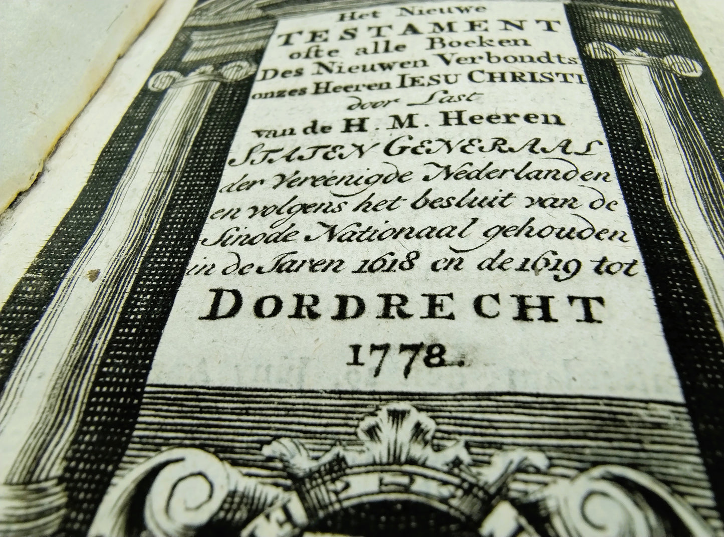 Antique Bible with silver clasp, Dordrecht, 1783