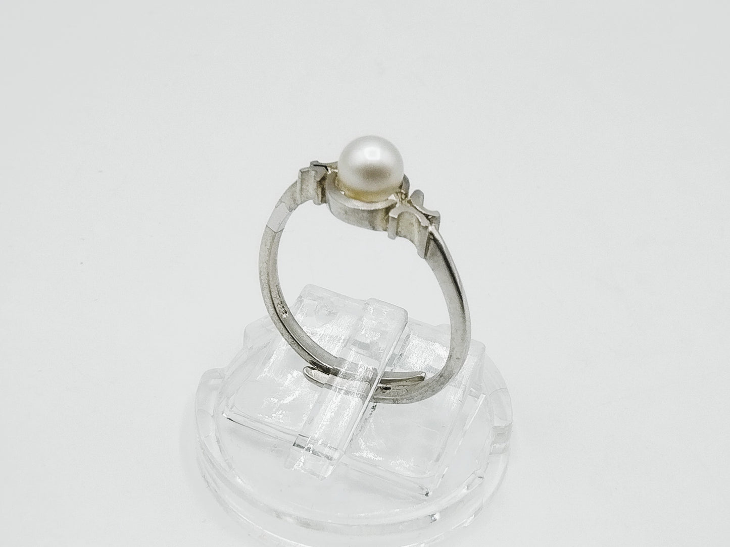 Zilveren ring met parel, universele maat
