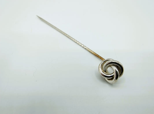 Zilveren reversspeld met knoop