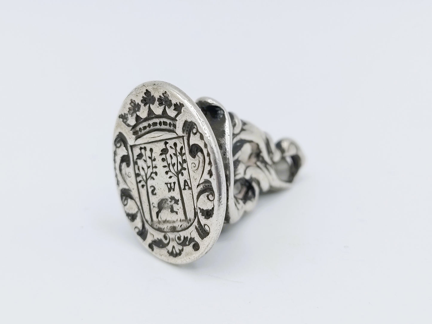 Silver signet with family crest, 18th century