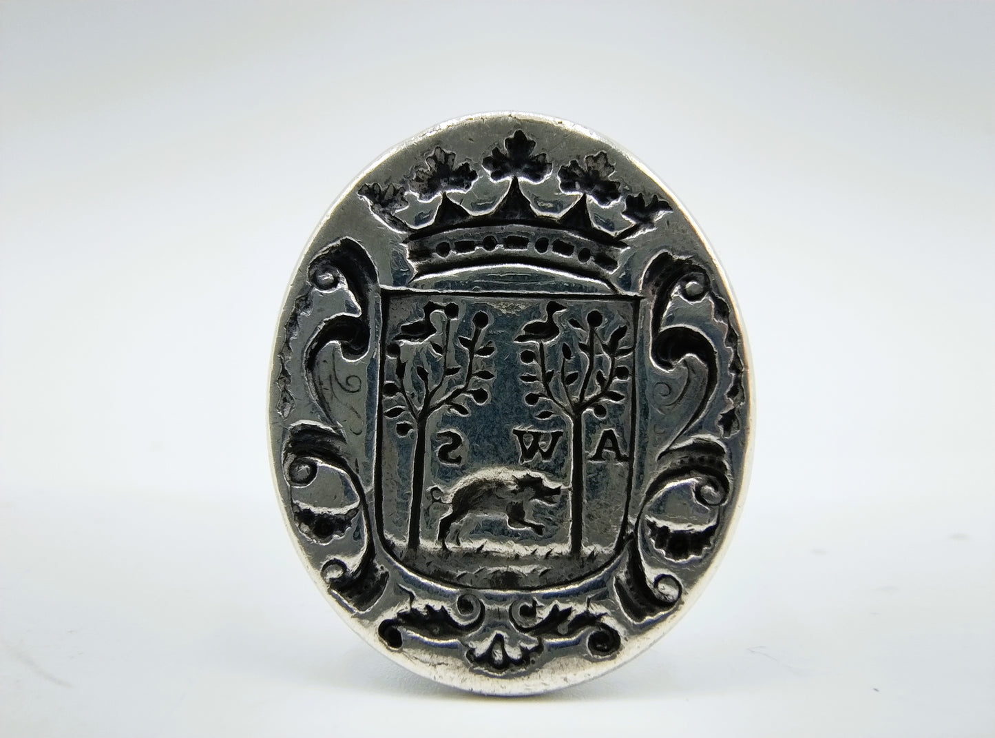 Silver signet with family crest, 18th century