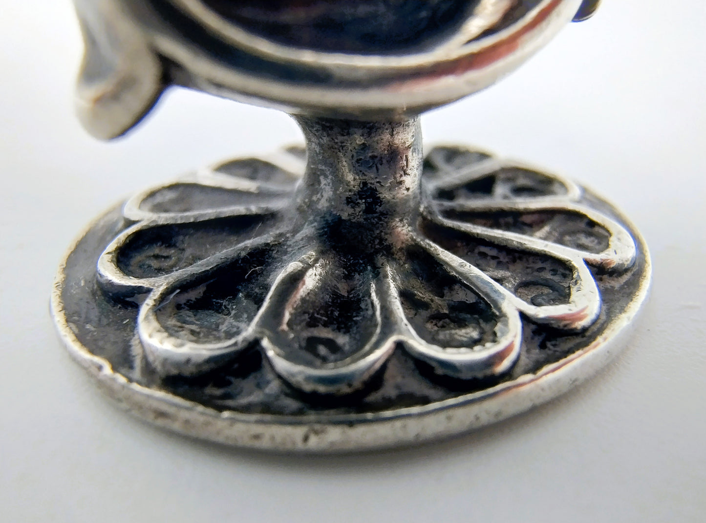 Silver signet with family crest, 18th century