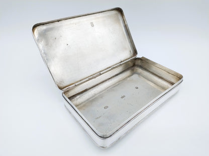 Silver tobacco box, J.W. van Eijssen, Amsterdam, 1801