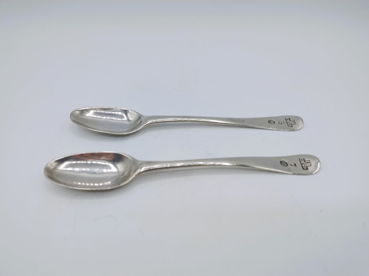 2 Zilveren lepels, L.P. Hackzell, Örebro, Zweden, ca. 1770
