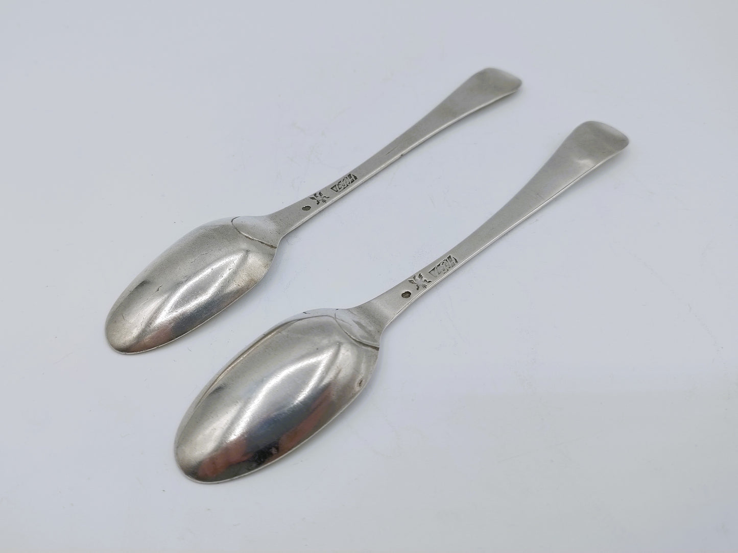 2 Zilveren lepels, L.P. Hackzell, Örebro, Zweden, ca. 1770