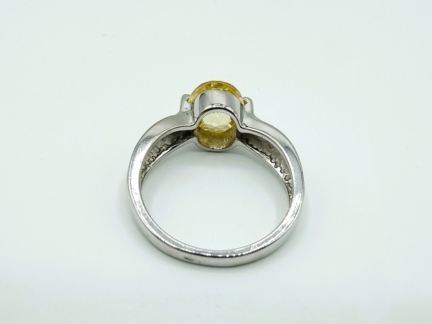 Zilveren ring met gele steen, 16.5 mm