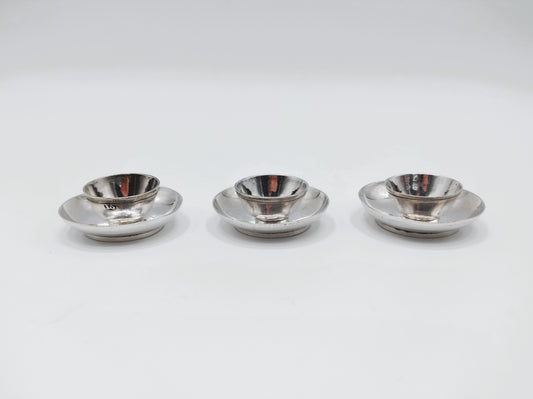 3 Zilveren borden en kommen, F. van Strant I, Amsterdam, ca. 1720
