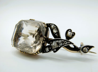 Gouden / zilveren broche met roosdiamanten