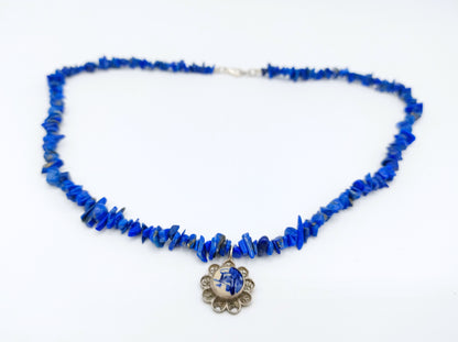 Lapis lazuli necklace with silver Delft blue pendant and clasp, 43.5 cm