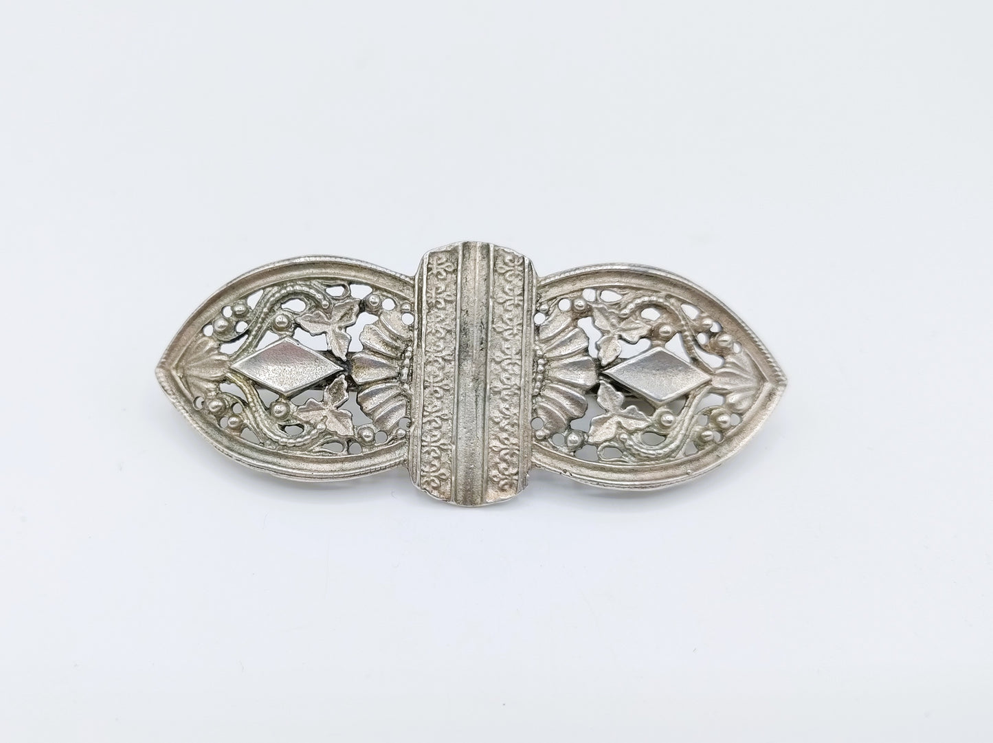 Zilveren bijbelslot broche