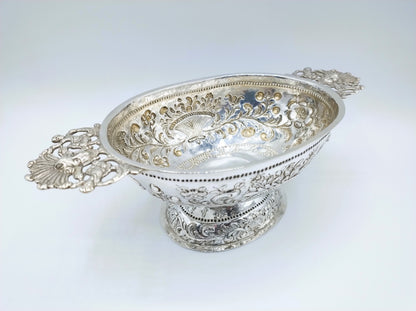 Friese zilveren brandewijnkom, ca. 1780