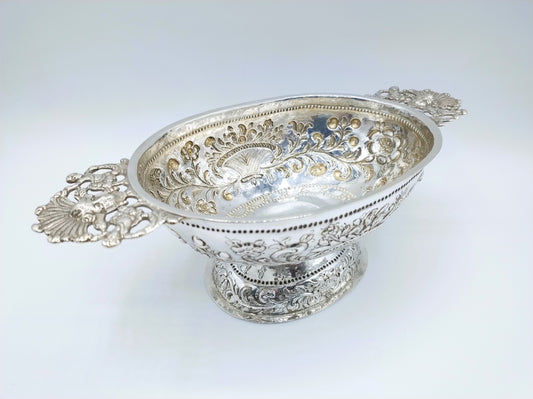 Friese zilveren brandewijnkom, ca. 1780