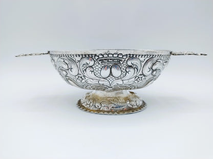 Zilveren brandewijnkom W.C. Schreuder, Sneek, 1730
