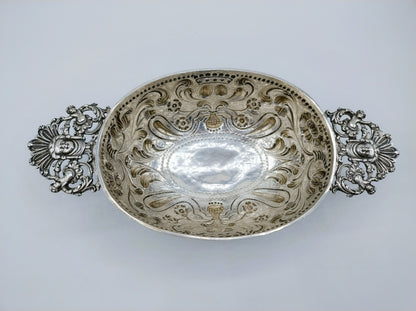 Zilveren brandewijnkom W.C. Schreuder, Sneek, 1730