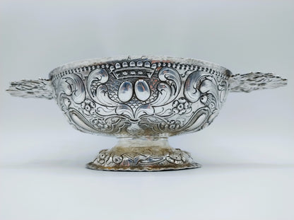Zilveren brandewijnkom W.C. Schreuder, Sneek, 1730