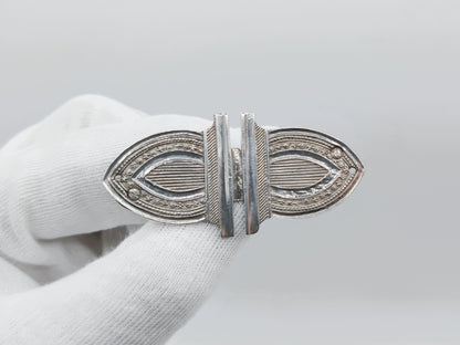 Silver Bible lock brooch, Schoonhoven, 19th century