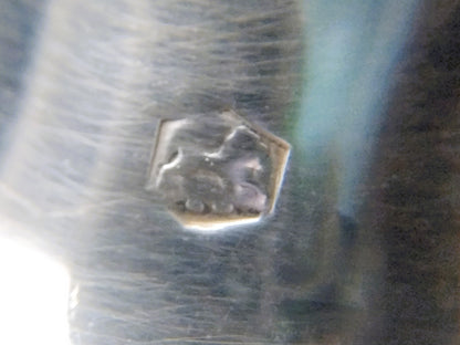 Zilveren zout- of peperstrooier, 1932