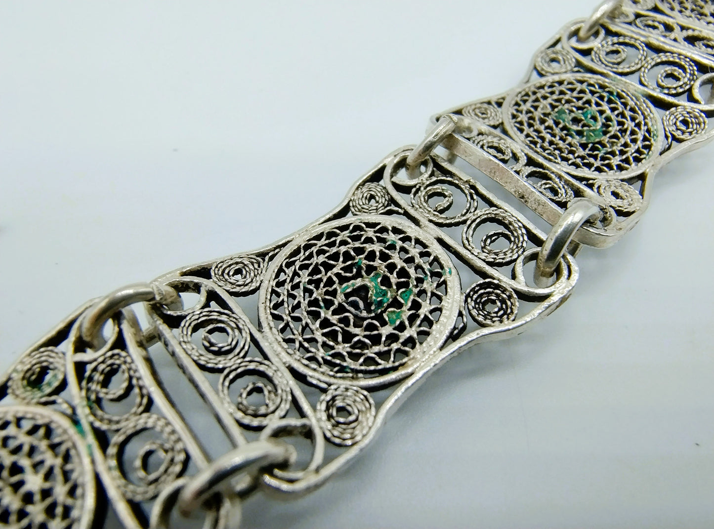 Silver bracelet with blood coral, 18 cm