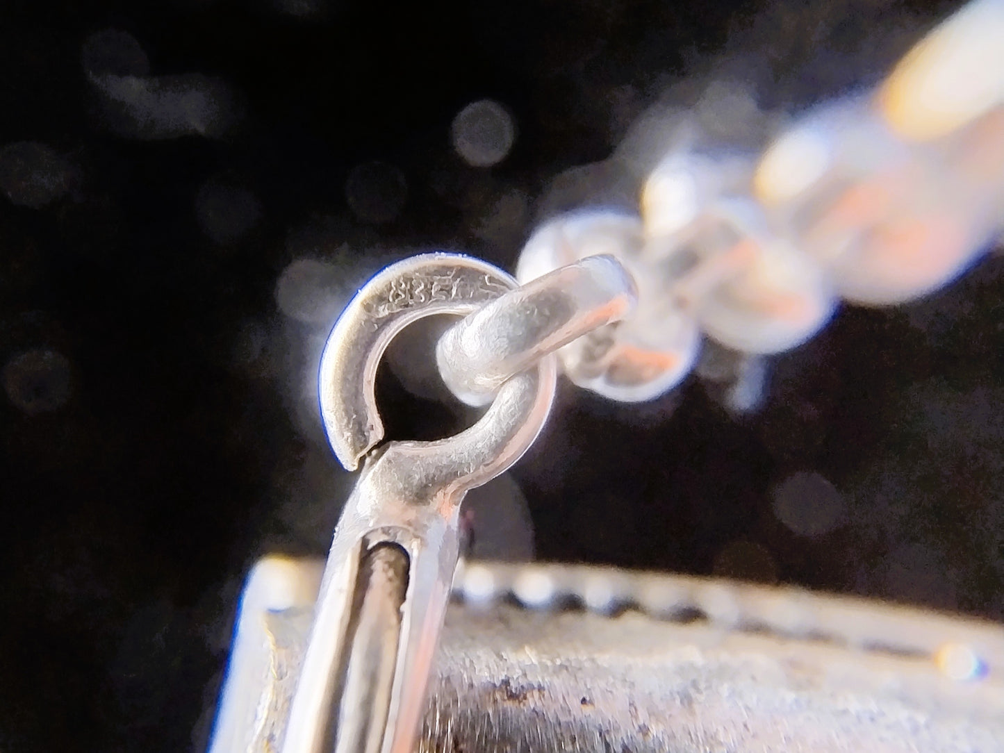 Silver bracelet with blood coral, 18 cm