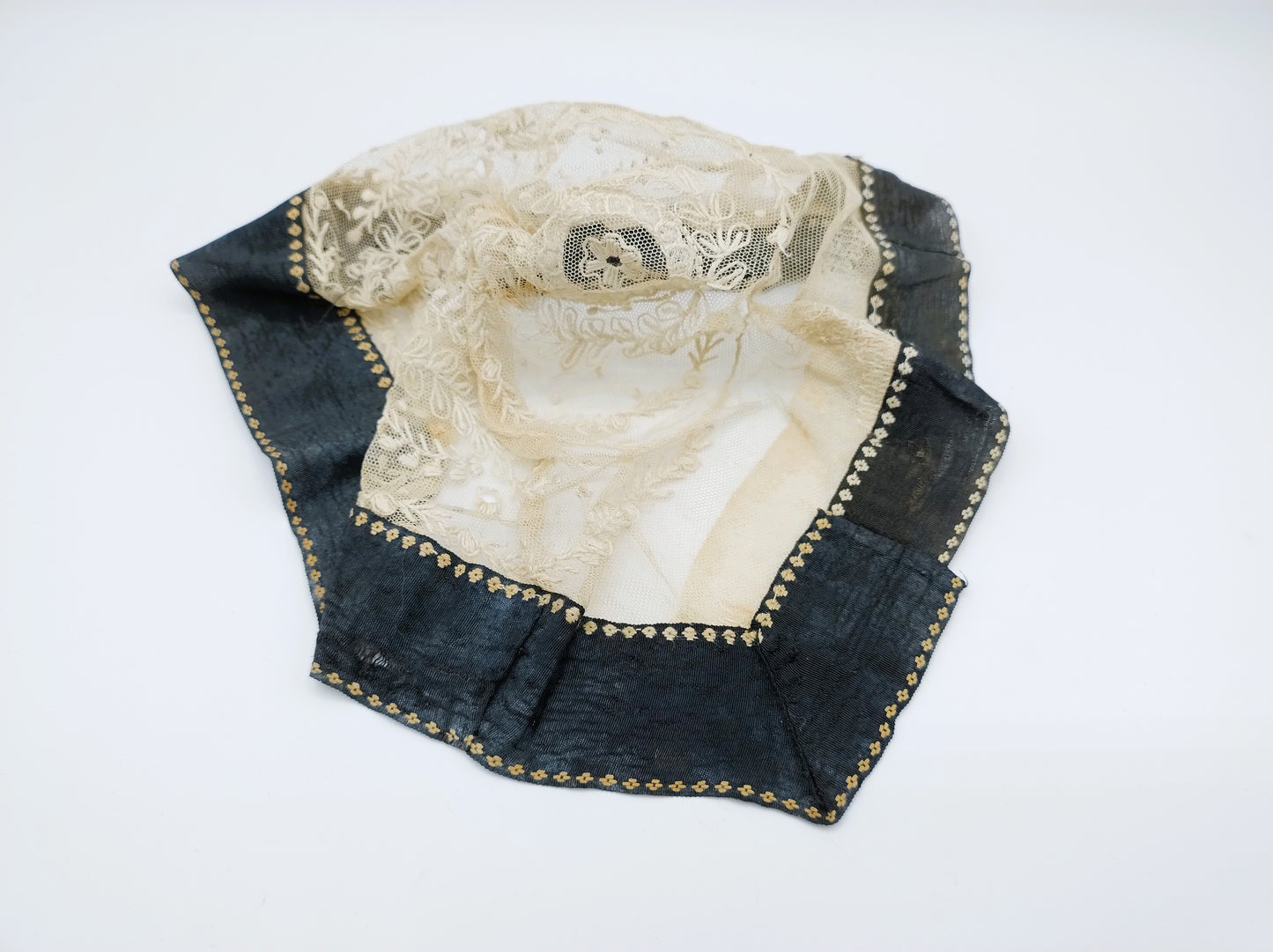 West Frisian silver ear iron, J. &amp; H. Bossert Gz, Alkmaar, 1863