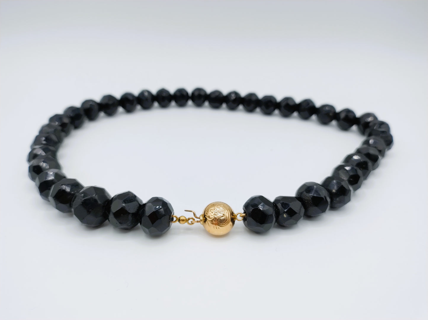 Gitten ketting met gouden bolslot, 47,5 cm