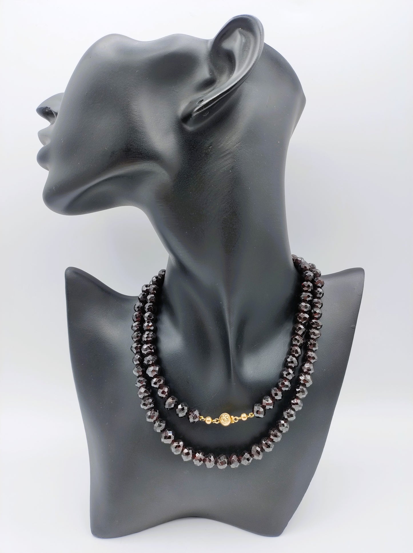 Garnet necklace with gold ball clasp, 72 cm