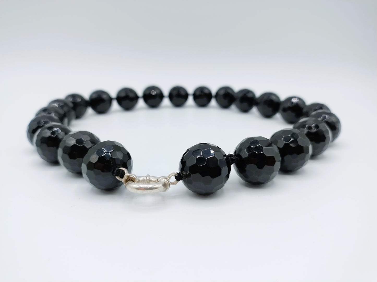 Gitten necklace with silver clasp, 46.5 cm