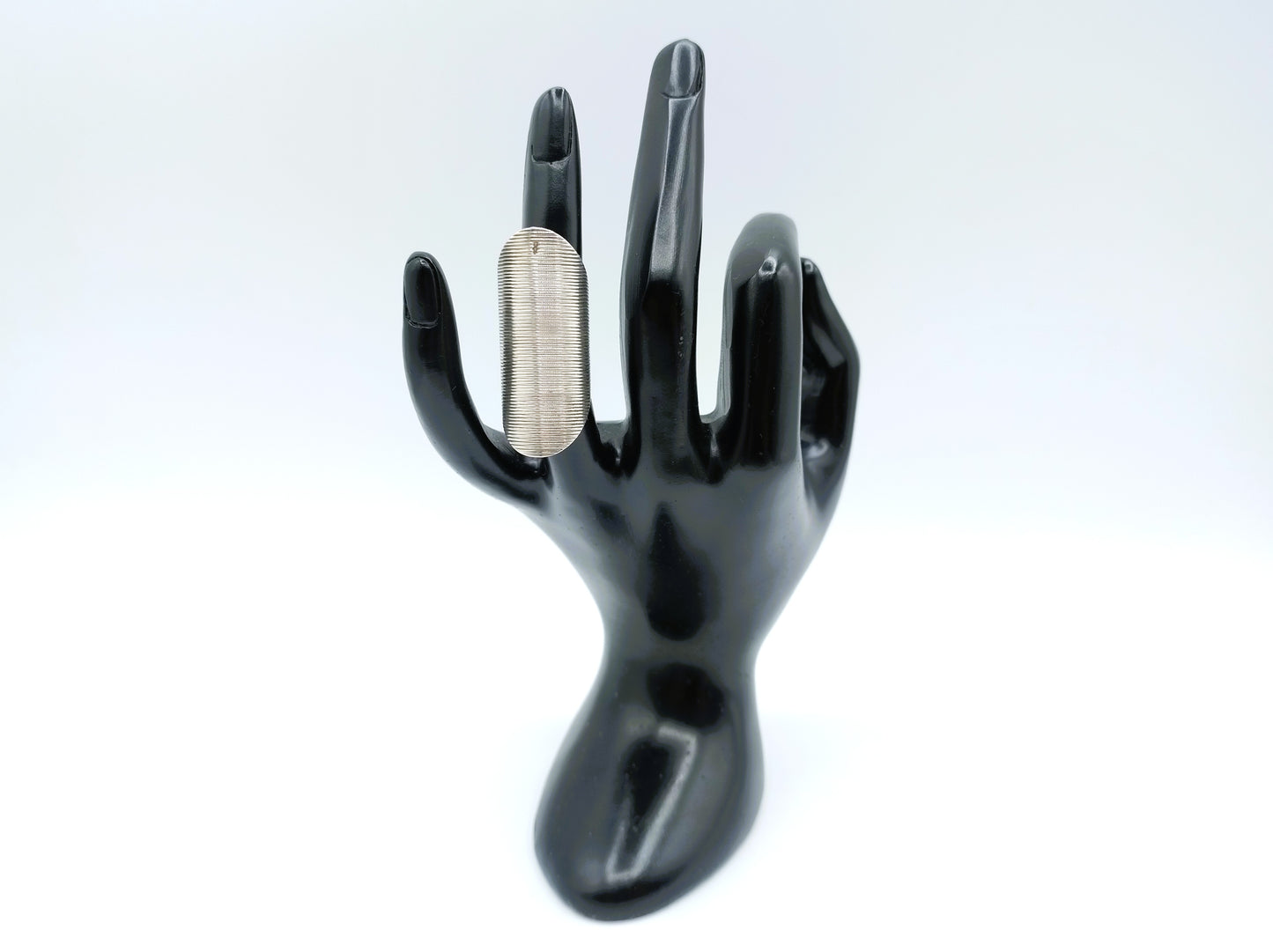 Zilveren naairing, 19e eeuws, 16 mm