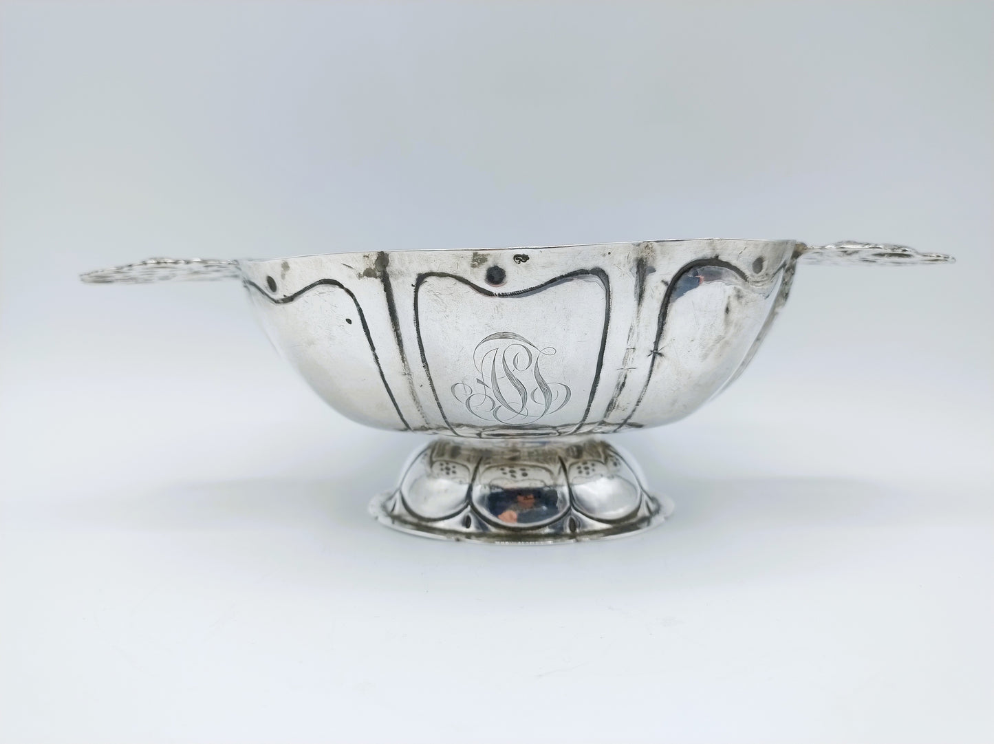 Zilveren brandewijnkom, Bolsward / Sneek, ca. 1740