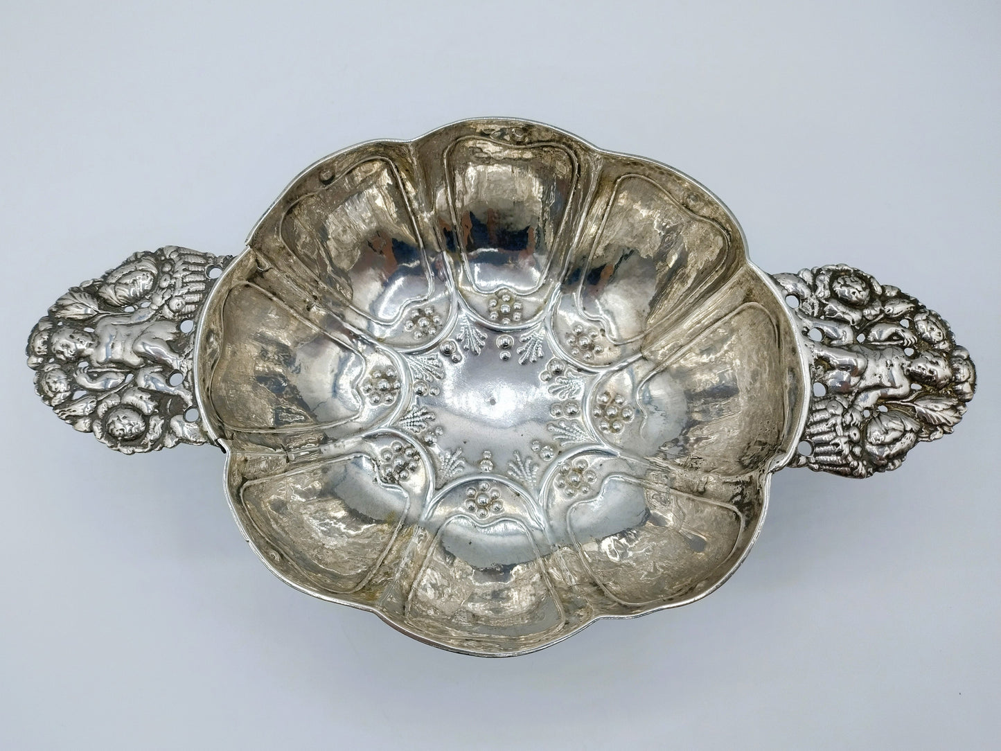 Zilveren brandewijnkom, Bolsward / Sneek, ca. 1740