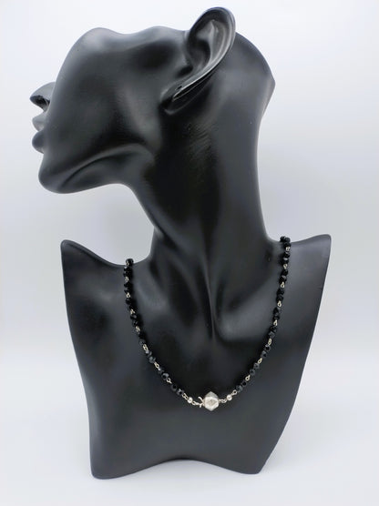 Gitten ketting met een zilveren bolslot, A. de Groot, Schoonhoven, 55,5 cm